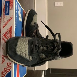 New Balance Classics Traditionnels Women’s Size 9.5